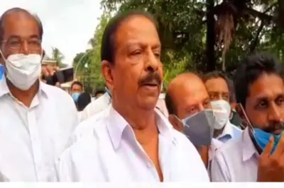 BIG BREAKING: കൊവിഡ് പ്രോട്ടോക്കോള് ലംഘിച്ച് കെ സുധാകരന്
