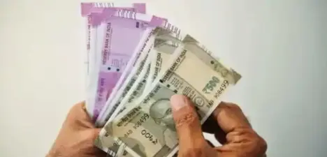 ಕುರಿಗಾಹಿಗಳಿಗೆ ಮಹತ್ವದ ಮಾಹಿತಿ: ನಿಮಗೆ ಸಿಗಲಿದೆ ಐದು ಲಕ್ಷ ರೂ. ವಿಮಾ ಸೌಲಭ್ಯ