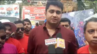 থিমের পূজা দেখতে নদীয়ায় শতরুপ