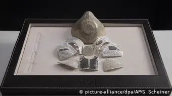 পৌনে ১৩ কোটি টাকার মাস্ক!