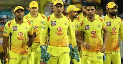 చెన్నై సూపర్ కింగ్స్ కెప్టెన్సీపై దుమారం రేపిన జడేజా ట్వీట్