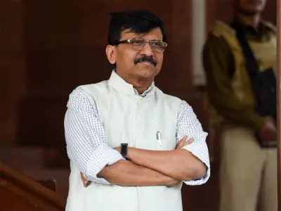 खा.संजय राऊत म्हणाले मुंबईत गेल्यावर आमची चंपी .