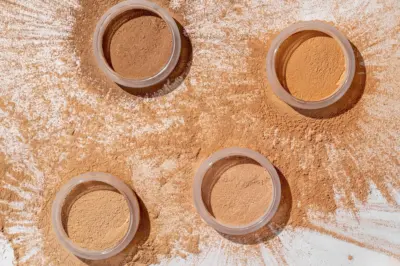 Innovative Sun Protection for the Summer Months: Sandiva's Loose Top-Up SPF Powder