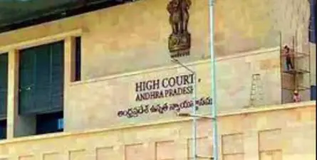 జడ్జిలపై అనుచిత వ్యాఖ్యల కేసు.. సీబీఐ తీరుపై ఏపీ హైకోర్టు ఆగ్రహం
