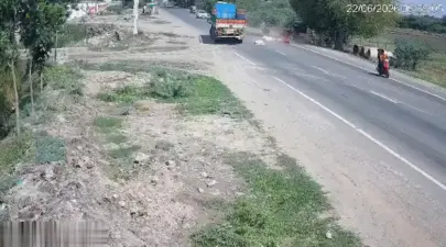 పల్నాడులో ఘోర రోడ్డు ప్రమాదం.. ఇద్దరు మృతి!
