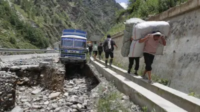 नेपाल में 320 लापता, 400 चीन में..., विदेश मंत्रालय ने नए अपडेट में क्या बताया?