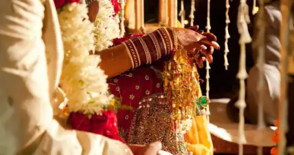 మైనర్ బాలికను రహస్యంగా పెళ్లాడిన కానిస్టేబుల్