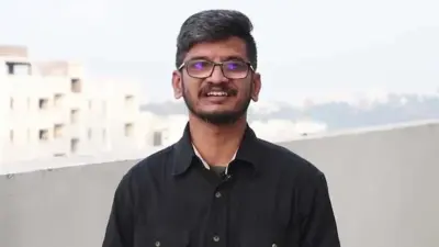 గేయ రచయిత అనంత్ శ్రీరామ్ కలెక్టరేట్లో ఫిర్యాదు.. అసలేం జరిగింది?