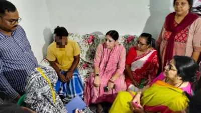 বারুইপুরে অগ্নিমিত্রা, লকেটরা, নির্যাতিতার পরিবারের পাশে বিজেপির প্রতিনিধি দল