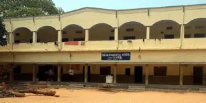 తప్పును తప్పించుకోవడానికి రాజీనామా..
