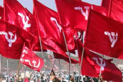 আজাদি স্লোগান নিয়ে বড় অস্বস্তিতে সিপিএম!