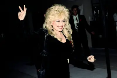 Dolly Parton Life of Philanthropy May Have Kept Singer From Billionaire Status: 'I Don't Work for Money, Never Did'