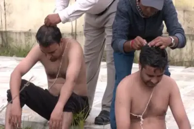 नेपाल: अचानक आई बाढ़ के एक हफ्ते बाद पीड़ितों का अंतिम संस्कार