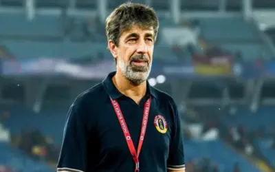 ইস্ট বেঙ্গলের কোচের পদ ছাড়লেন অস্কার ব্রুজোঁ, সাংবাদিক সম্মেলন থেকে বড় ঘোষণা