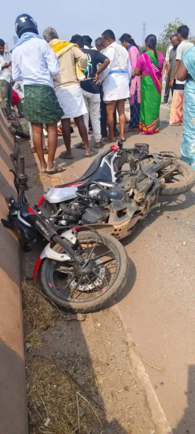 డి.హిరేహళ్ రోడ్డు ప్రమాదం!