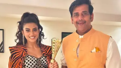 Akshara Singh Award: जिस भोजपुरी ने कभी ठुकराया था, आज उसी अक्षरा सिंह को दिया अवॉर्ड