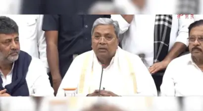 ഇതൊന്നും ഞാന് സ്വപ്നം പോലും കണ്ടിട്ടില്ല, ഒടുവിലിതാ ഞാന് പറഞ്ഞ വാക്കുപാലിച്ചിരിക്കുന്നു; രാജിക്ക് ശേഷം വൈകാരിക പ്രതികരണവുമായി സിദ്ധരാമയ്യ