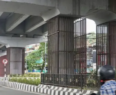 Guwahati begins work on 20 vertical gardens at traffic junctions to curb pollution