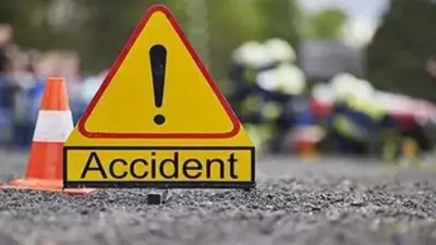 కూకట్పల్లిలో ఘోర రోడ్డు ప్రమాదం..ఇద్దరు మృతి!