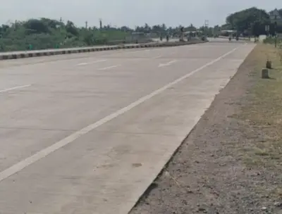 ભાવનગર-સોમનાથ હાઇવે પર દિશાસૂચક બોર્ડ અને સિગ્નલ લાઇટ બંધ થતાં હાલાકી