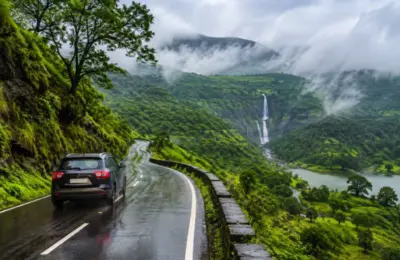 महाराष्ट्रातील 'या' ५ ऑफबीट ठिकाणांना एकदा नक्की भेट द्या!