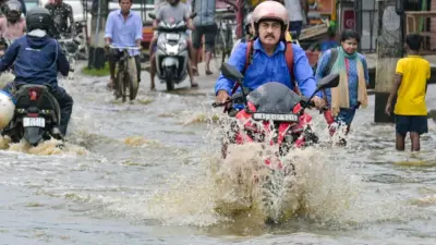 Kerala Weather Update: പെരുമഴ വരുന്നു, മധ്യകേരളത്തില് ഓറഞ്ച് അലര്ട്ട്; കാലാവസ്ഥ പ്രവചനം ഇങ്ങനെ.