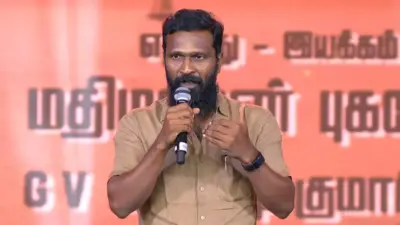 "சூரி உடம்பையும் மனசையும் வருத்திக்கிட்டு நடிக்கிறாரு. ரிஸ்க்கைக் கொஞ்சம் குறைச்சுக்கணும்!" - வெற்றிமாறன் உருக்கம்