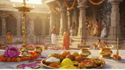 భారతదేశ దేవాలయాల్లో విలక్షణ నైవేద్యాలు: మీ ఊహకు అందని ఆచారాలు!