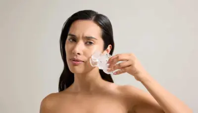 20 Amazing Benefits Of Using Ice For Skin