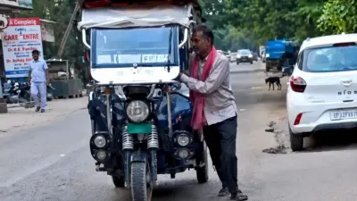 Disabling e-rickshaws won't fix our traffic problem; it'll create a bigger one