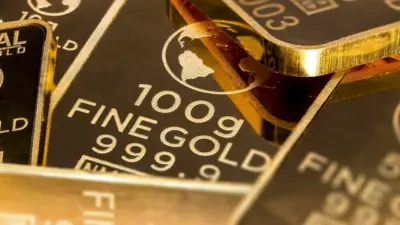 Gold rate rises on MCX; US-Iran war, dollar's volatility fuel safe haven demand; US Fed meeting in focus