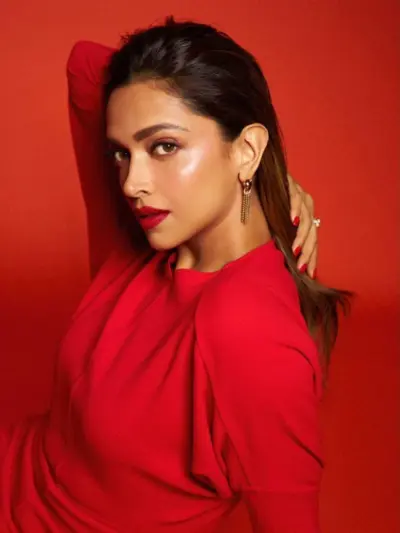 Move over nudes! Bollywood actresses are making red lips the ultimate power move