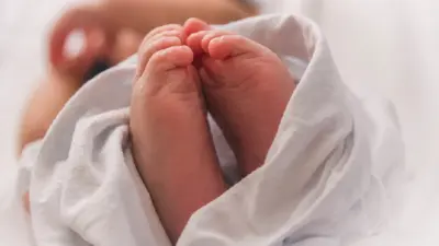 पुण्यात पावसाने भरलेल्या खड्ड्यात पडून दोन वर्षाच्या मुलाचा मृत्यू