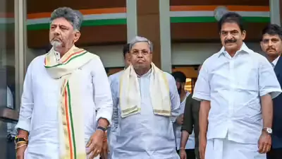 कर्नाटक कांग्रेसको नेतृत्व परिवर्तनको क्रममा डीके शिवकुमारले पदभार ग्रहण गर्ने