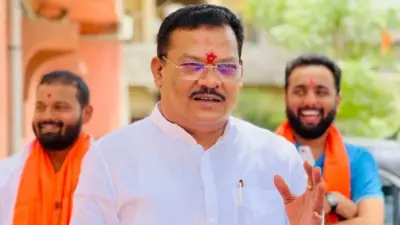 'राजकारण हा अभिजीत दिपकेचा विषय नाही'; मंत्री संजय शिरसाटांचा मोठा दावा, 'काही लोक त्यांना बळजबरीने.'