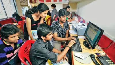 Maharashtra Plans to Support Children of Single Mothers in Higher Education