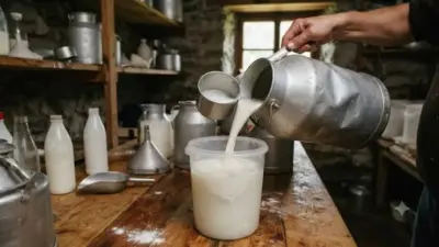 तळोज्यात ४,७१० लिटर भेसळयुक्त दूध नष्ट; १५ जणांवर गुन्हा