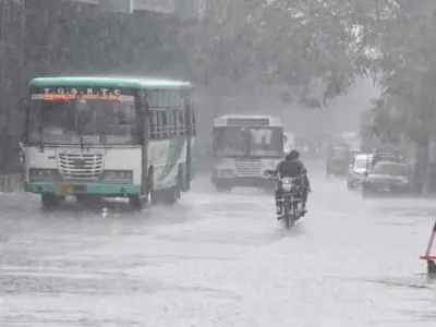 తెలంగాణలో ఉరుములు, మెరుపులతో కూడిన వానలు