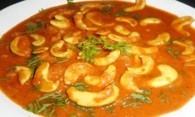 ଘରେ ପାଆନ୍ତୁ ରେଷ୍ଟୁରାଣ୍ଟ ଭଳି ସ୍ବାଦ, ପ୍ରସ୍ତୁତ କରନ୍ତୁ କାଜୁ କୋରମା