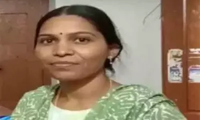 కొడుకుతో కలిసి బావిలో దూకి తల్లి ఆత్మహత్య