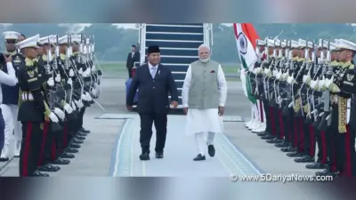 जकार्ता पहुंचे पीएम नरेंद्र मोदी