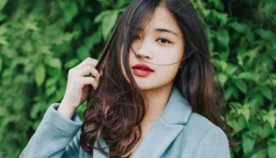 10 Home Remedies To Get Shiny Hair At Home