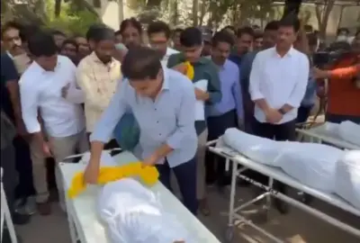 శంషాబాద్ రోడ్డు ప్రమాద మృతులకు కేటీఆర్ నివాళి