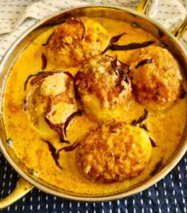 ডিমের কোরমা (Egg Korma)।