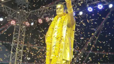 మైత్రివనం వద్ద ఎన్టీఆర్ విగ్రహాన్ని ఆవిష్కరించిన సీఎం రేవంత్