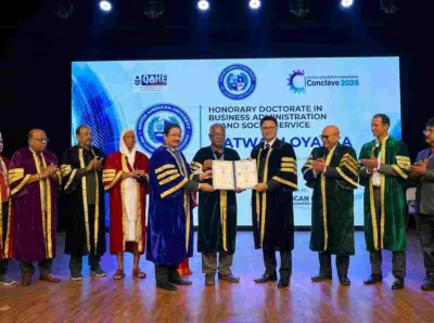 Natwar Loyalka Honoured at Chennai Convocation Ceremony