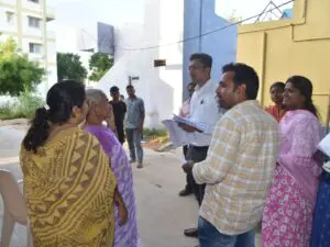 ఓటర్ మ్యాపింగ్ ప్రక్రియ పరిశీలించిన కలెక్టర్