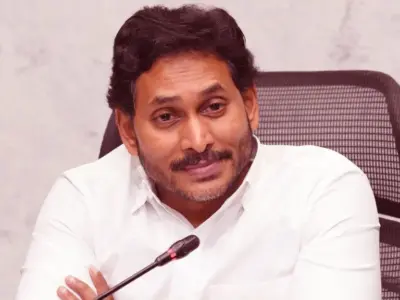 Why Media Is Not Shown In Jagan's Pressmeets?