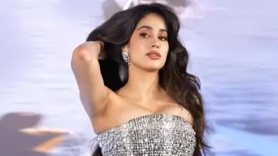 పెద్ది ప్రమోషన్లకు జాన్వీ దూరం.. కారణం అదేనా?