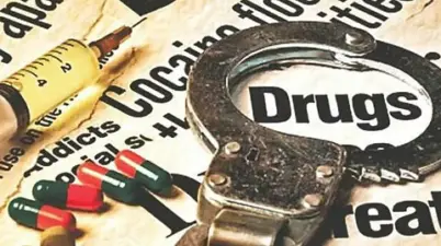 DRUGS : ಡ್ರಗ್ಸ್ ಮಾರಾಟ ಶಂಕೆ; ಶಾಲಾ-ಕಾಲೇಜುಗಳ ಬಳಿ ಪೊಲೀಸರ ಮಿಂಚಿನ ಮುಫ್ತಿ ಕಾರ್ಯಾಚರಣೆ